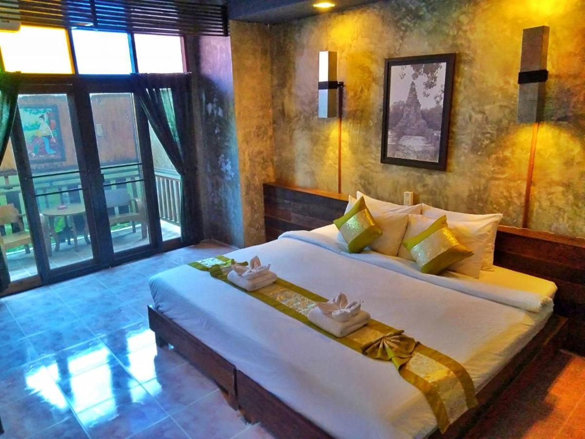 De Wiang Kum Kam Hotel Chiang Mai Exterior foto